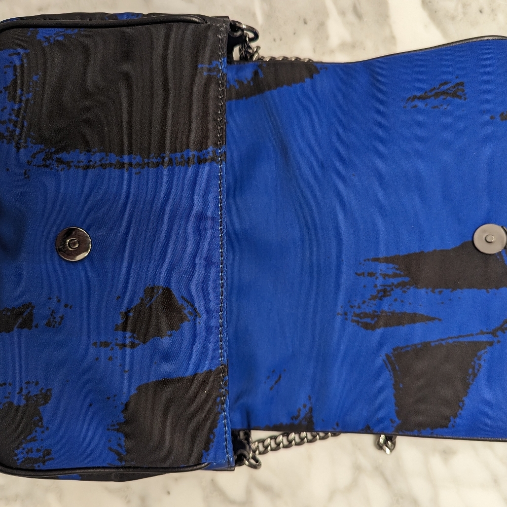 NWOT Alexander McQueen Graffiti Printed Shoulder Bag - Picture 2 of 7